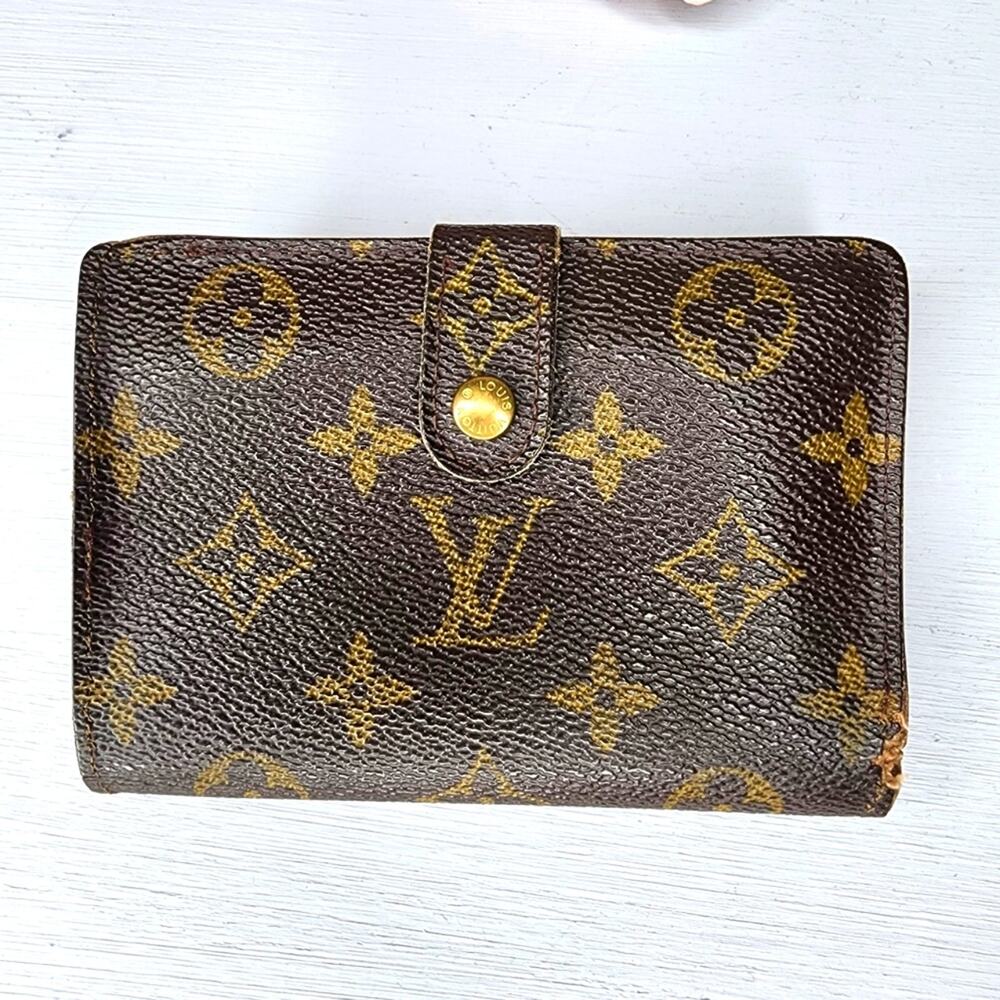Louis Vuitton Vintage Monogram Canvas Kisslock Wallet